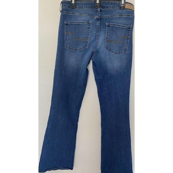 Women’s Signature Levi Strauss Modern Bootcut Flattering Fit Size 14 - Picture 2 of 7